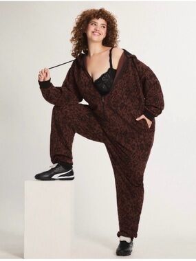 Savage X Fenty Brown and Black Leopard Print Hoodie s jumpsuit size 8-10